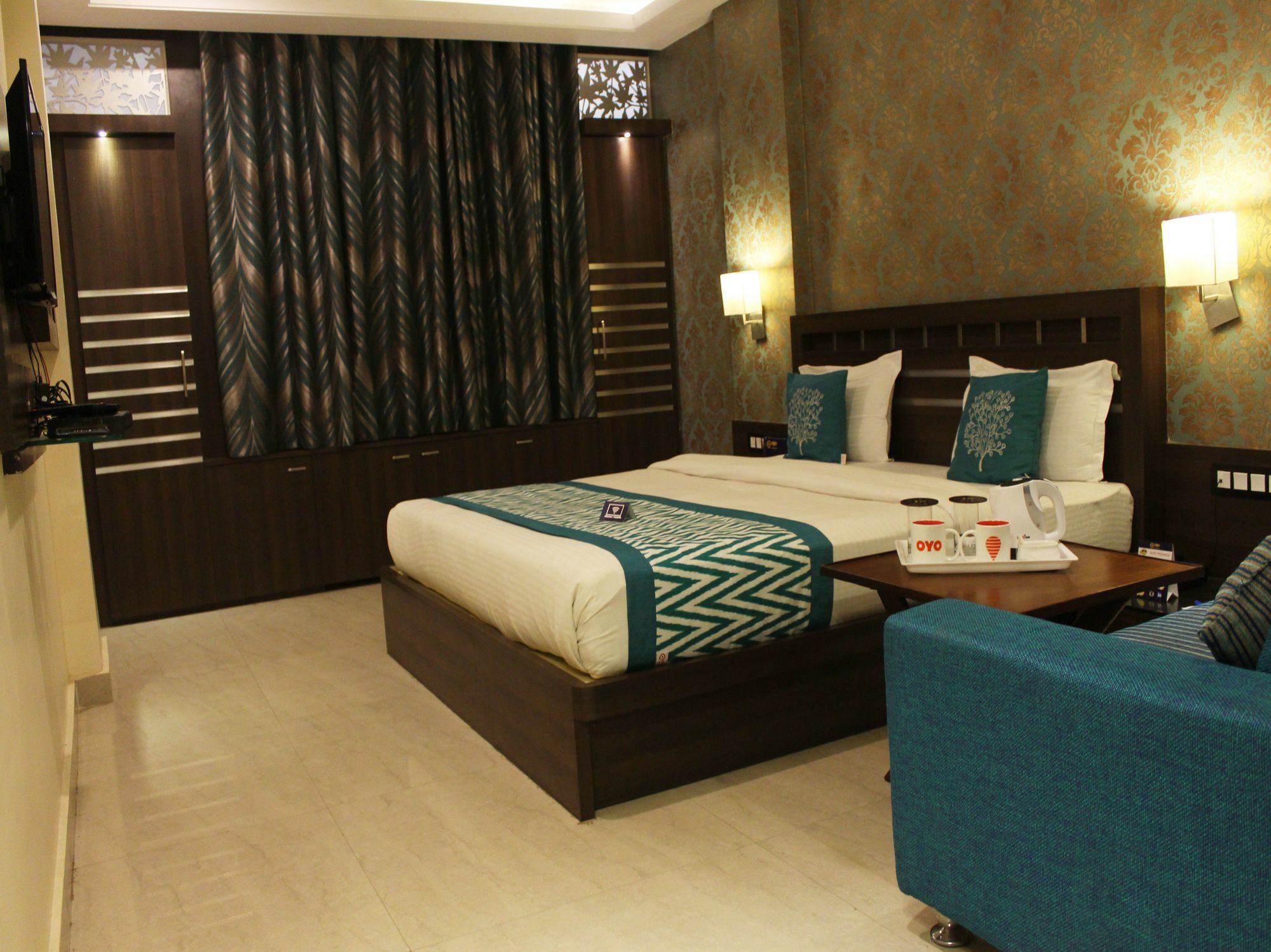 Puja Residency Hotel Varanasi Bagian luar foto