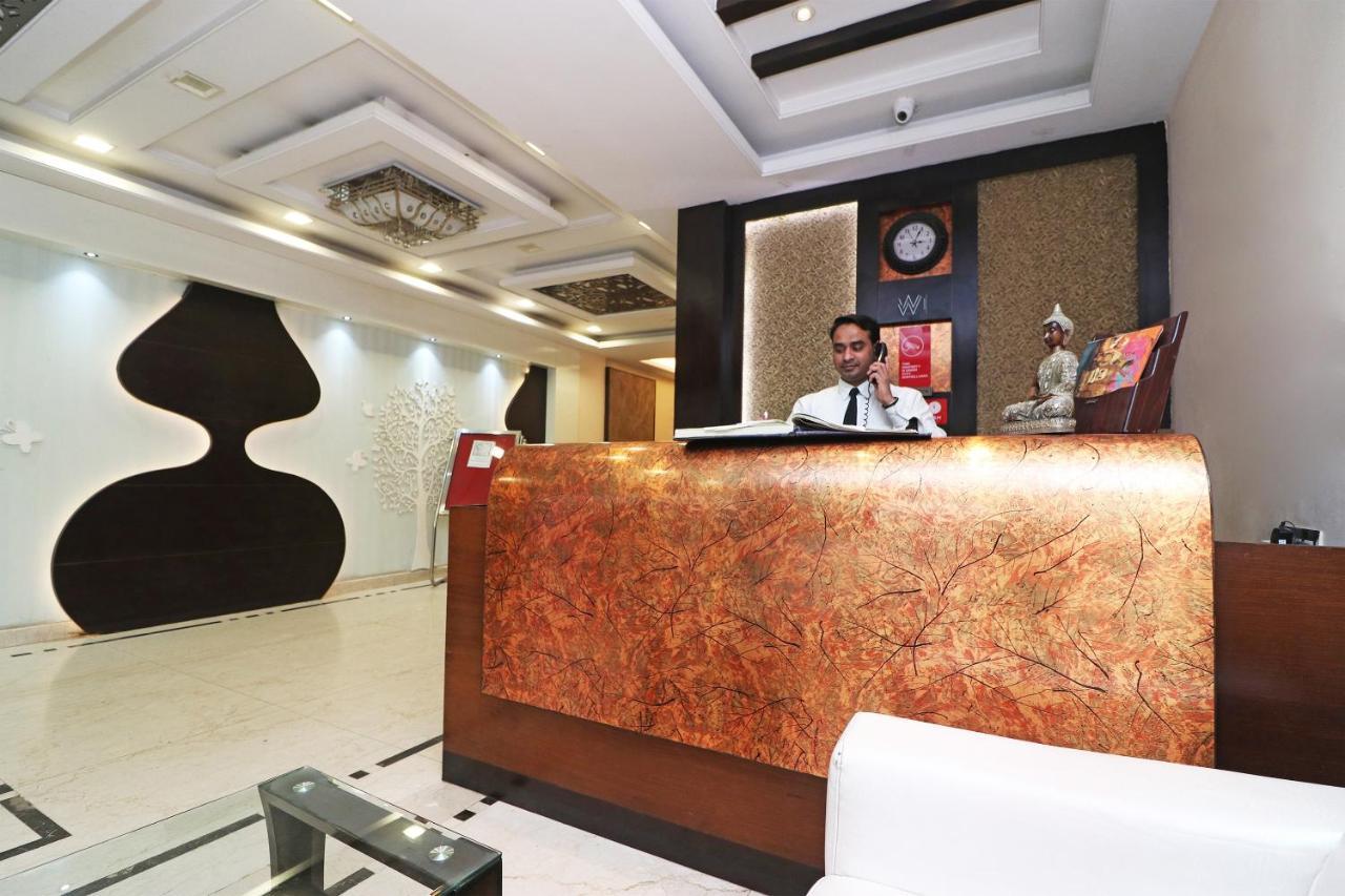 Puja Residency Hotel Varanasi Bagian luar foto